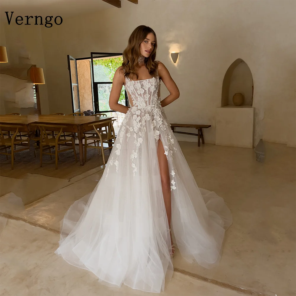 Verngo lvory Appliques Wedding Dresses Elegant Tulle Sweap Train Bride Gowns Side Slit Moderm Bridal Dresses Cutomized
Verngo lvory Appliques Wedding Dresses Elegant Tulle Sweap Train Bride Gowns Side Slit Moderm Bridal Dresses Cutomized