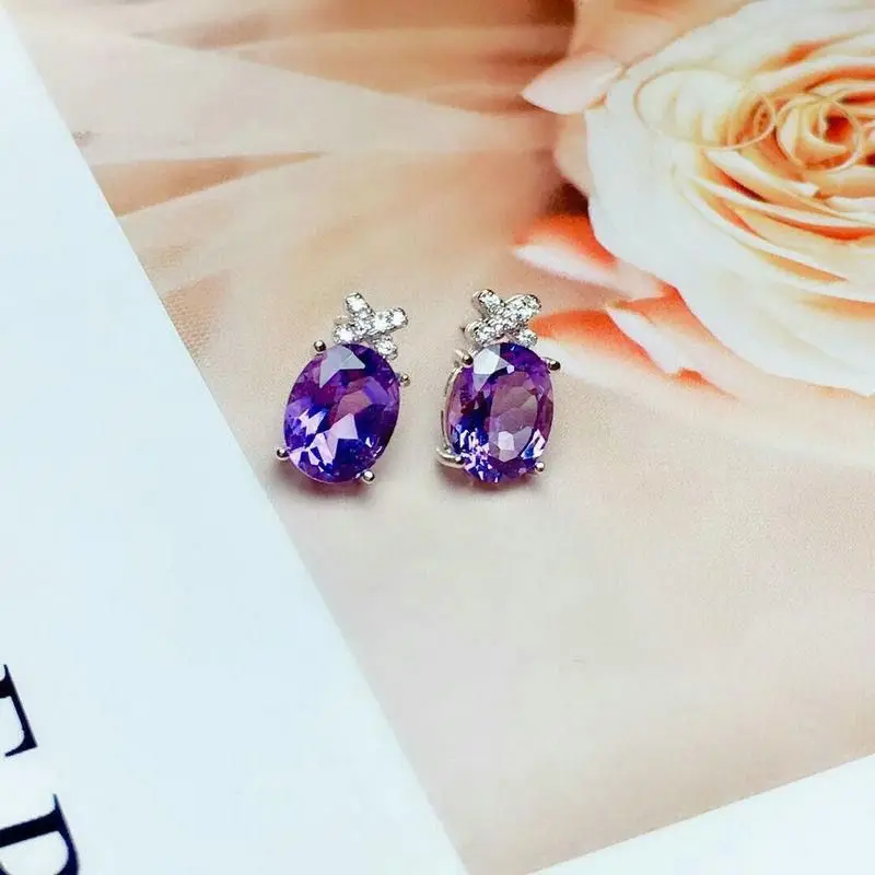 Inspiration silver 925 Diamond Purple Gem earings stud Fashion Simple Elliptical earrings for women Suitable for Daily Jewelry
Inspiration silver 925 Diamond Purple Gem earings stud Fashion Simple Elliptical earrings for women Suitable for Daily Jewelry
