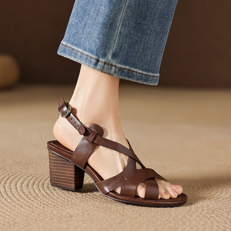 Shoes Woman Summer 2026 Plus Size 34-42 Women's Cow Leather Narrow Band Cross Strap Hollow-out 6cm Thick Low Heel Casual Shoes
Shoes Woman Summer 2026 Plus Size 34-42 Women's Cow Leather Narrow Band Cross Strap Hollow-out 6cm Thick Low Heel Casual Shoes