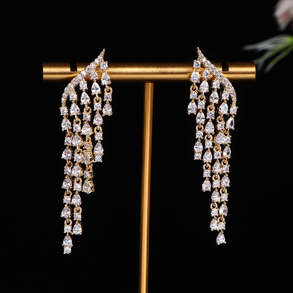 new water-drop Drop Dangle Earrings for Women Wedding Full Micro Cubic Zircon High Jewelry Dubai Bridal Earring E1650
new water-drop Drop Dangle Earrings for Women Wedding Full Micro Cubic Zircon High Jewelry Dubai Bridal Earring E1650