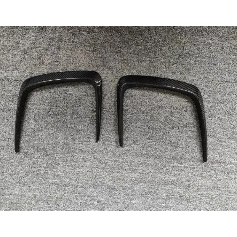Suitable for 2021+BMW M3 M4 G80 G82 modified body kit, high-quality carbon fiber engine hood ventilation decoration
Suitable for 2021+BMW M3 M4 G80 G82 modified body kit, high-quality carbon fiber engine hood ventilation decoration