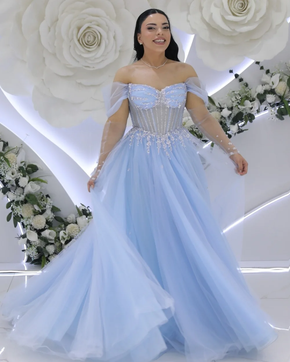 Customized Sky Blue Sparkle Luxury Tulle Pleat Ruched A-line Off-the-shoulder Long Dresses Evening Dresses Classic High Quality
Customized Sky Blue Sparkle Luxury Tulle Pleat Ruched A-line Off-the-shoulder Long Dresses Evening Dresses Classic High Quality