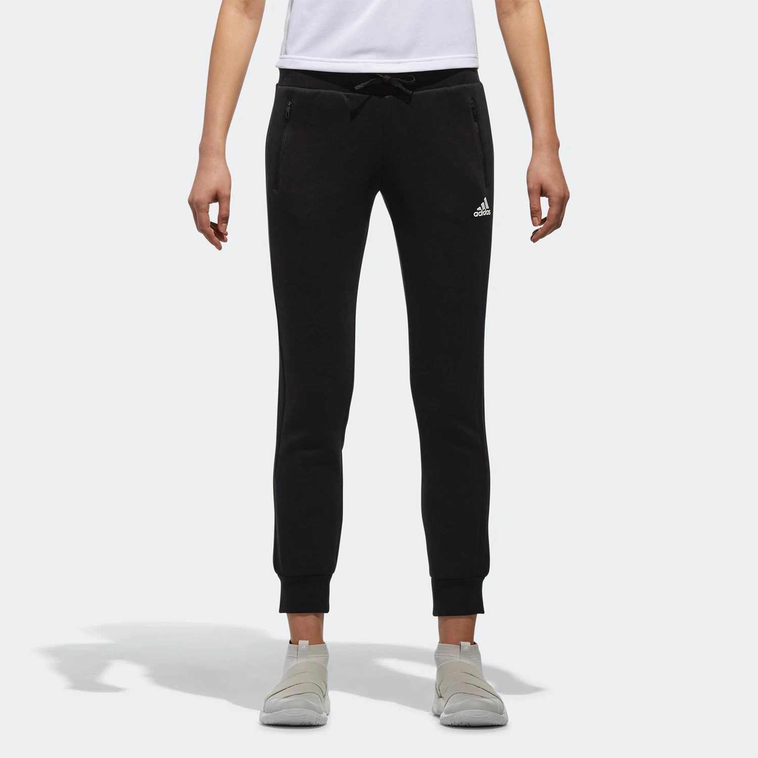 Adidas genuine women's new sports pants, spring small foot casual pants CX5201
Adidas genuine women's new sports pants, spring small foot casual pants CX5201