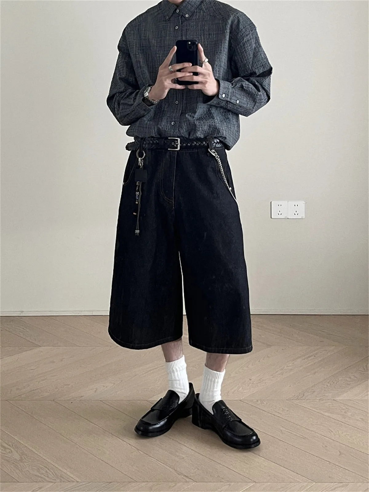 Loose Fit mid Waist Washed Denim Shorts Men's Summer American Style Blue Wide Leg Pants Casual Straight Cut Jeans
Loose Fit mid Waist Washed Denim Shorts Men's Summer American Style Blue Wide Leg Pants Casual Straight Cut Jeans