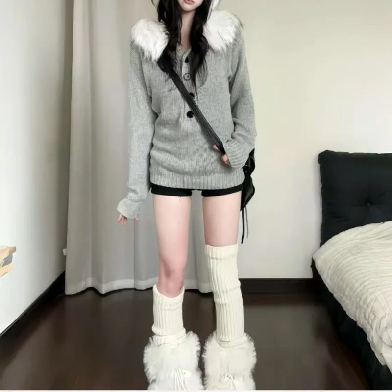 2025 Retro Detachable Fur Collar Hooded Pullover Sweater for Women, New Autumn/Winter Slim-Fit Knitted Top
2025 Retro Detachable Fur Collar Hooded Pullover Sweater for Women, New Autumn/Winter Slim-Fit Knitted Top