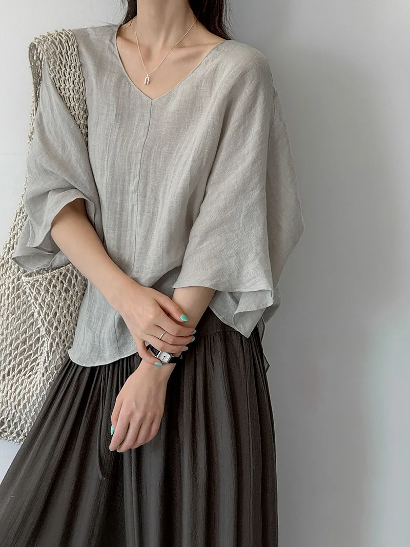 2026 Women Linen V-Neck Half Sleeve Blouses Good Material Summer Pullovers Shirts Tops For Women's Casual Clothes Blusas
2026 Women Linen V-Neck Half Sleeve Blouses Good Material Summer Pullovers Shirts Tops For Women's Casual Clothes Blusas