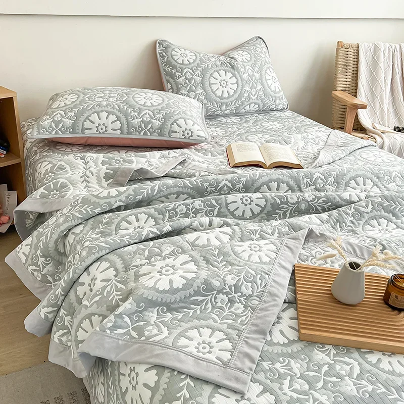 Summer blanket office nap sofa blanket air conditioner shawl blanket towel quilt dormitory summer cool quilt
Summer blanket office nap sofa blanket air conditioner shawl blanket towel quilt dormitory summer cool quilt