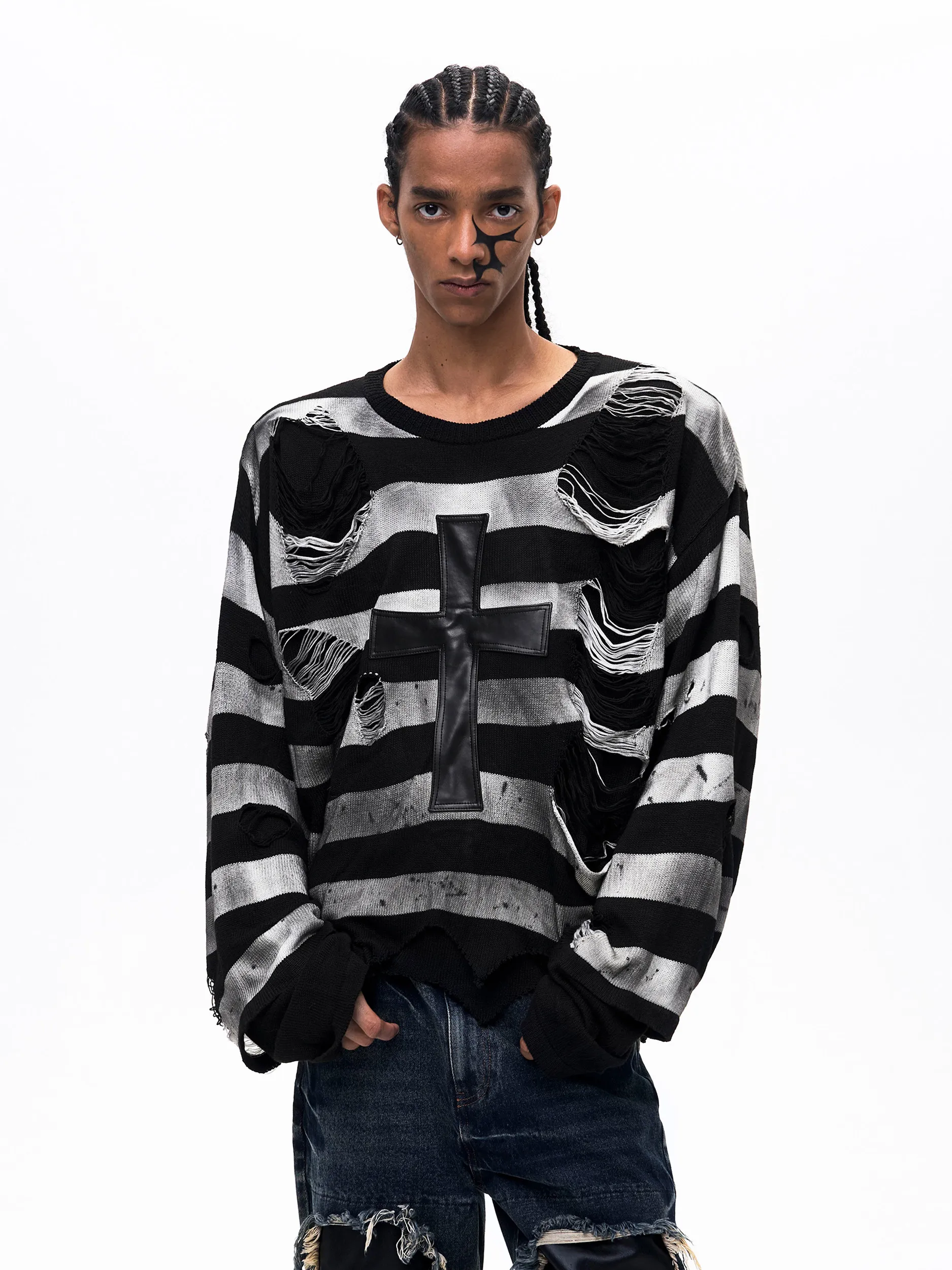 SEE Cross Stitched Leather Knitwear Loose Thin Punk Style Men's Spring Casual Long Sleeve round Neck Top Two-Piece Design
SEE Cross Stitched Leather Knitwear Loose Thin Punk Style Men's Spring Casual Long Sleeve round Neck Top Two-Piece Design