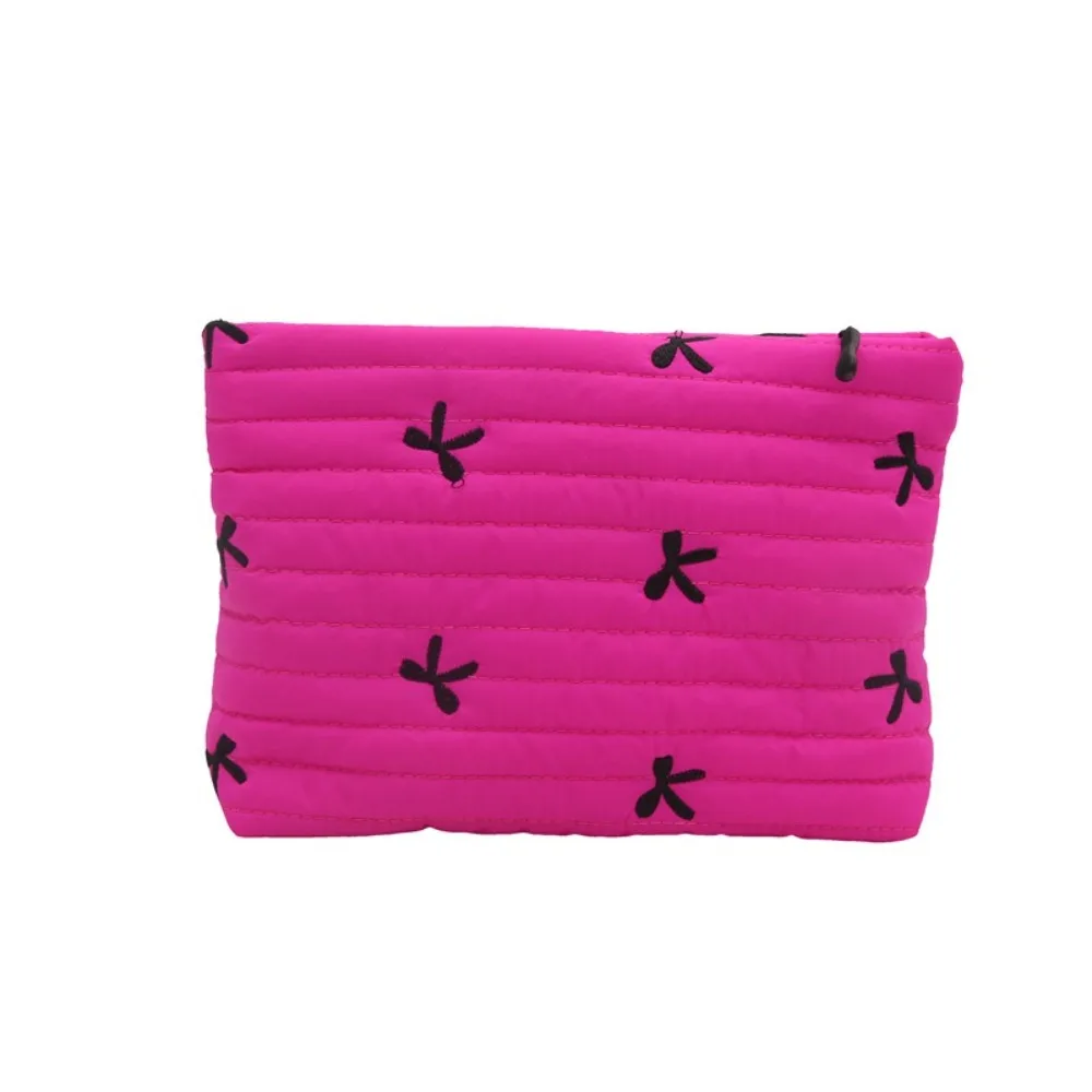 Simple Embroidery Bow Cosmetic Bag Quilted Large Capacity Toiletry Bag with Zipper Polyester Sanitary Napkin Storage Bag Gift
Simple Embroidery Bow Cosmetic Bag Quilted Large Capacity Toiletry Bag with Zipper Polyester Sanitary Napkin Storage Bag Gift