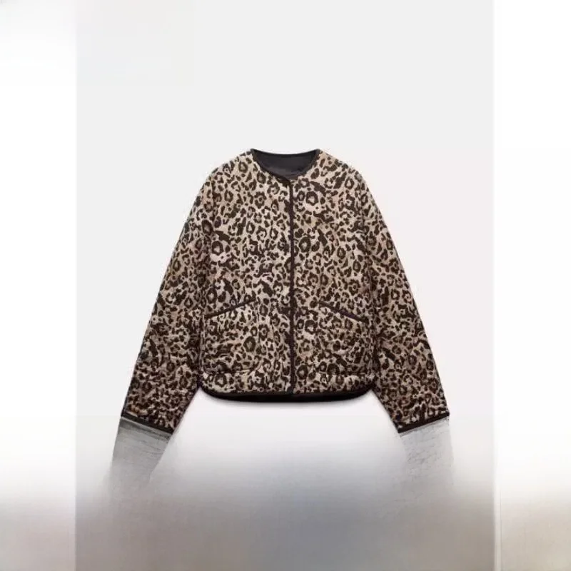 Легкий хлопковый джет с леопардовым принтом и животным принтом, свободный крой, обычная длина, круглая весенняя верхняя одежда, пальто
Легкий хлопковый джет с леопардовым принтом и животным принтом, свободный крой, обычная длина, круглая весенняя верхняя одежда, пальто