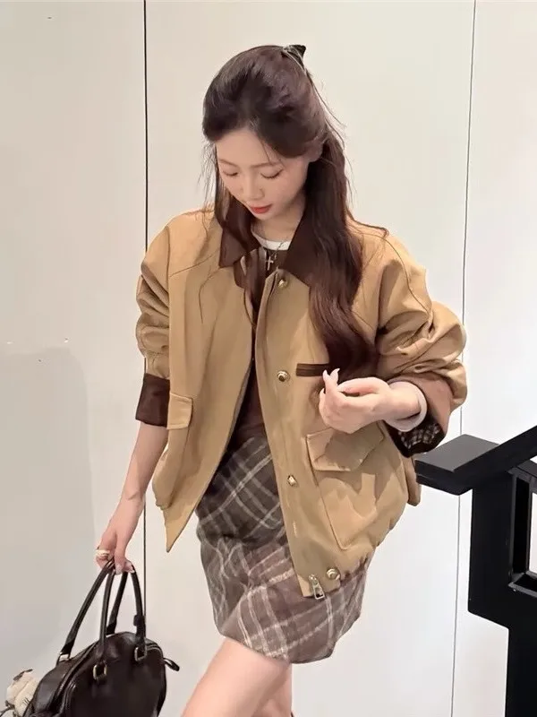 American Retro Workwear Jacket Women's Casual Loose Fit Long Sleeve Button up Coat for Short Women Autumn Winter New Style
American Retro Workwear Jacket Women's Casual Loose Fit Long Sleeve Button up Coat for Short Women Autumn Winter New Style