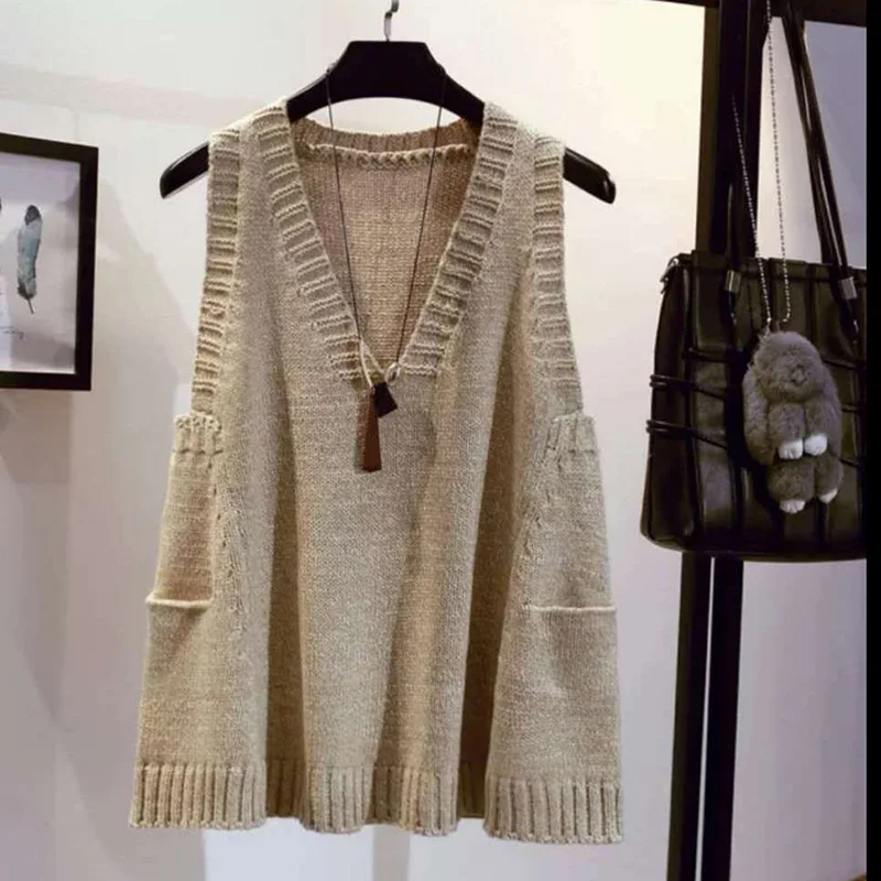 Fashion V-Neck Knitted Spliced Solid Color Vest Sweater Female Clothing 2023 Autumn New Casual Pullovers Sleeveless Korean Tops
Fashion V-Neck Knitted Spliced Solid Color Vest Sweater Female Clothing 2023 Autumn New Casual Pullovers Sleeveless Korean Tops