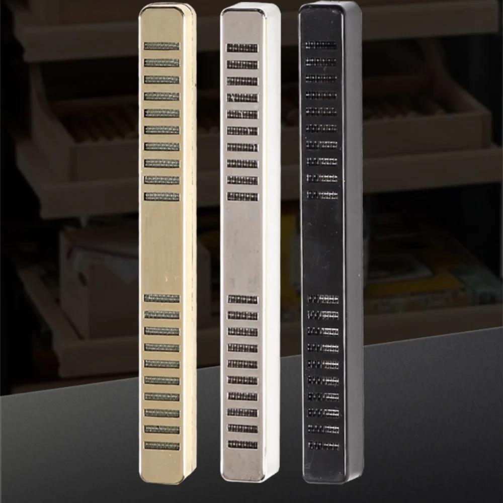 2025 New Rectangular Humidor Smoking Cigar Humidor Humidifier Bar-type Tobacco Gadget Accessories for Cigars
2025 New Rectangular Humidor Smoking Cigar Humidor Humidifier Bar-type Tobacco Gadget Accessories for Cigars