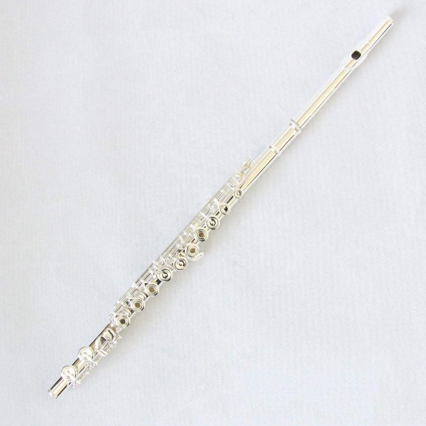 Hooqu Professional Woodwind Chinese Flu-it Offset G Key E Split French Keys 16 Open Hole C Tone Flauto Silver Plated Cupronickel
Hooqu Professional Woodwind Chinese Flu-it Offset G Key E Split French Keys 16 Open Hole C Tone Flauto Silver Plated Cupronickel