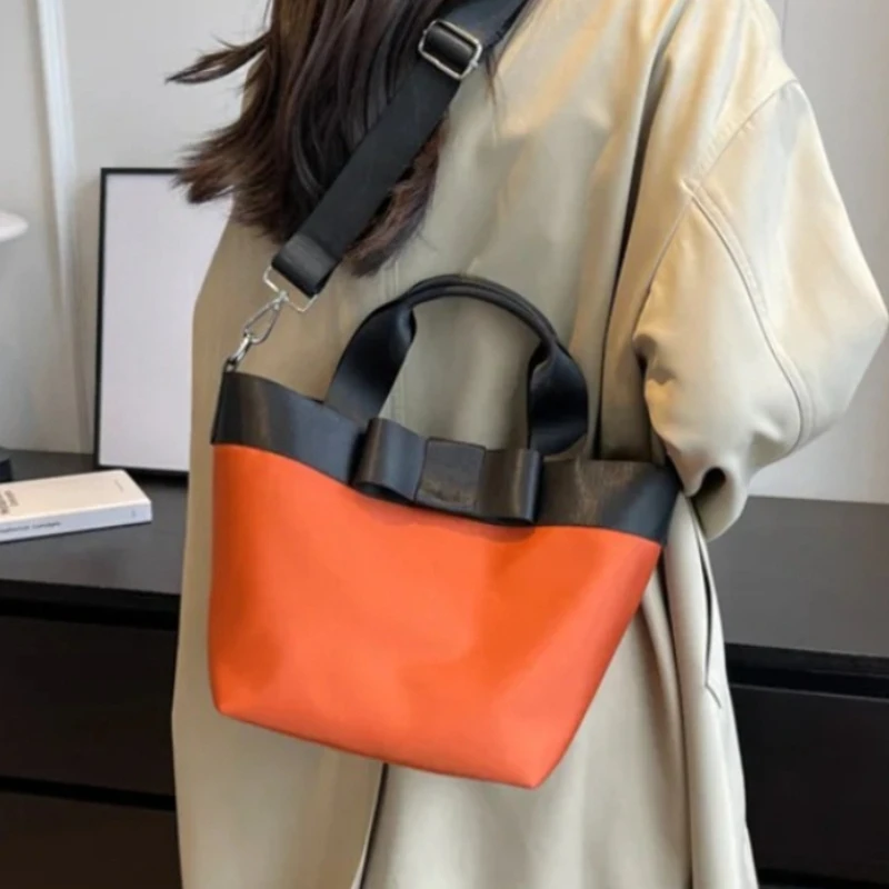Large Capacity Nylon Bucket Bag for Women, Crossbody with Wide Strap Summer Casual Simple Top Handle Purse Soft Handle
Large Capacity Nylon Bucket Bag for Women, Crossbody with Wide Strap Summer Casual Simple Top Handle Purse Soft Handle