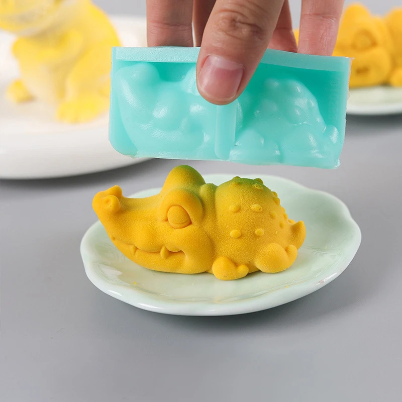 Small Crocodile Mousse Mold Silicone Mold Animal Cartoon Three-dimensional Mini Ornaments Mold
Small Crocodile Mousse Mold Silicone Mold Animal Cartoon Three-dimensional Mini Ornaments Mold