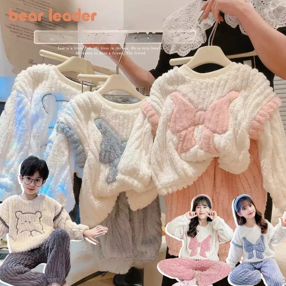 Детская бархатная пижама Bear Leader кораллового цвета, осенне-зимний топ с длинными рукавами и бантом + штаны, комплект из 2 предметов, плотная домашняя одежда для девочек
Детская бархатная пижама Bear Leader кораллового цвета, осенне-зимний топ с длинными рукавами и бантом + штаны, комплект из 2 предметов, плотная домашняя одежда для девочек