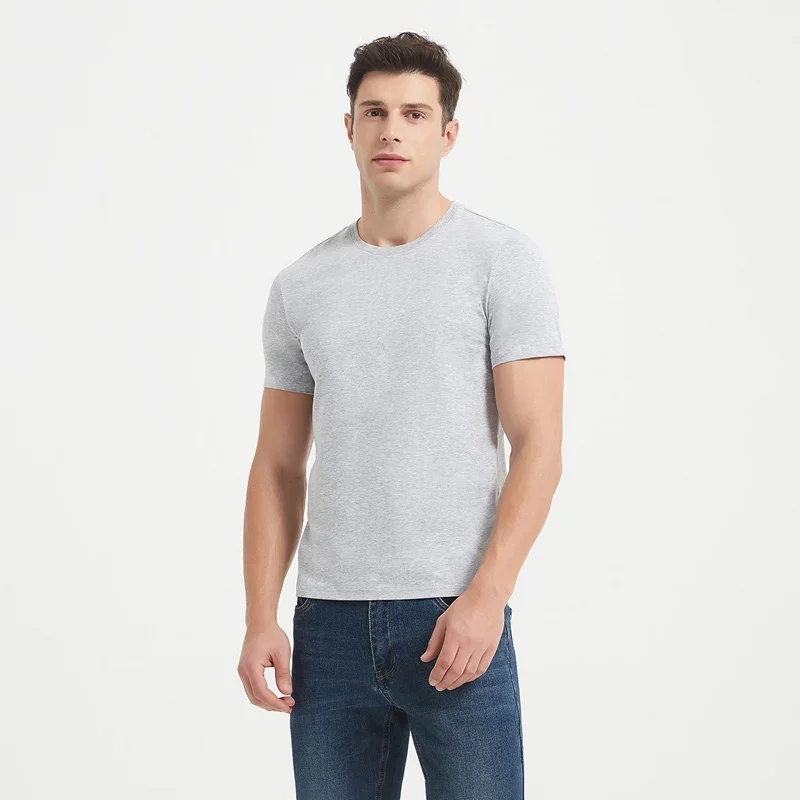 Футболка мужская базовая, с коротким рукавом и круглым вырезом
Футболка мужская базовая, с коротким рукавом и круглым вырезом