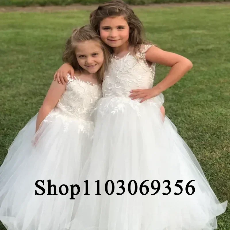 Custom Made Lovely Flower Girl Dress Off The Shoulder Lace Appliques Princess Girl Wedding Birthday Party First Communion Gown
Custom Made Lovely Flower Girl Dress Off The Shoulder Lace Appliques Princess Girl Wedding Birthday Party First Communion Gown