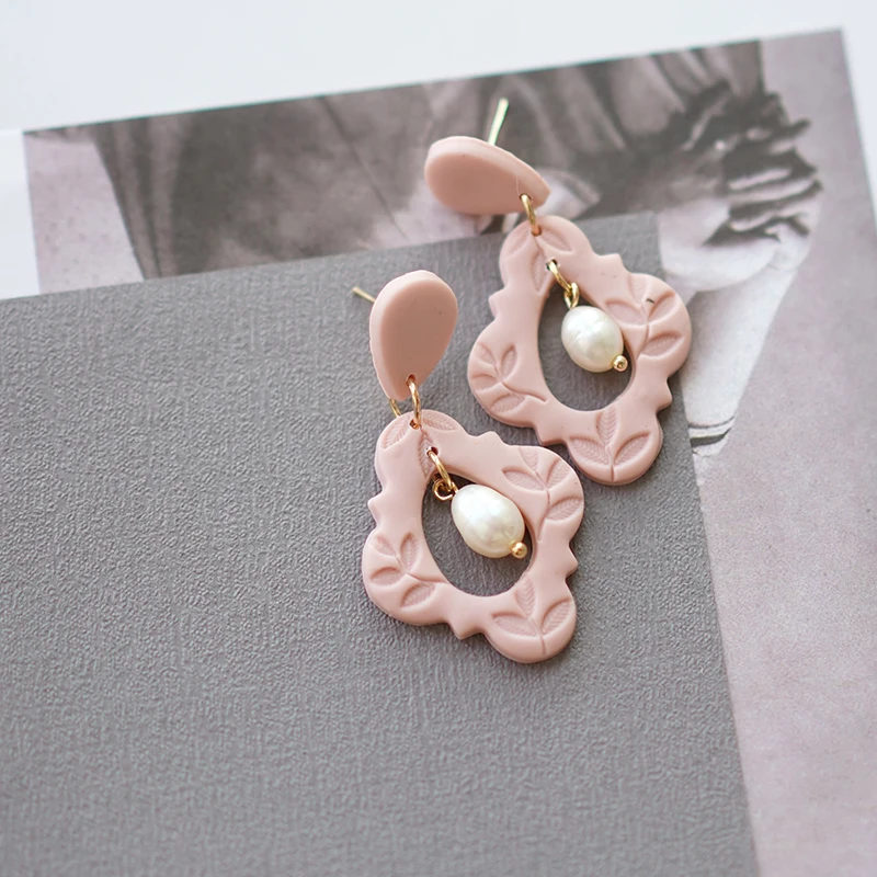 Special Designed Crafts Water pearl Dangle Multi Colors Vintage Handmade Polymer Clay Earrings Sets Women Jewelry Party Gifts
Special Designed Crafts Water pearl Dangle Multi Colors Vintage Handmade Polymer Clay Earrings Sets Women Jewelry Party Gifts