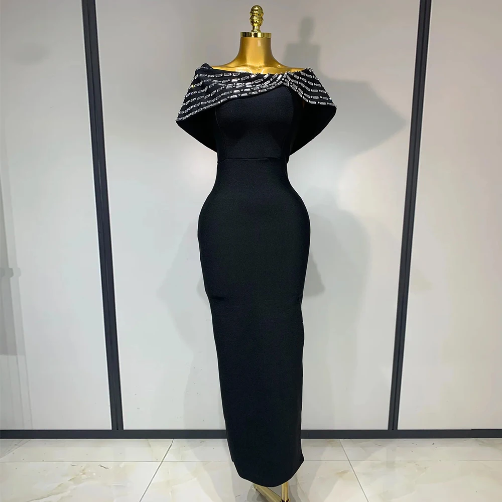 Fashion Black Off the Shoulder Crystal Evening Dress Straight Scoop Neckline Zipper Back Sleeveless Customized Prom Party Gowns
Fashion Black Off the Shoulder Crystal Evening Dress Straight Scoop Neckline Zipper Back Sleeveless Customized Prom Party Gowns