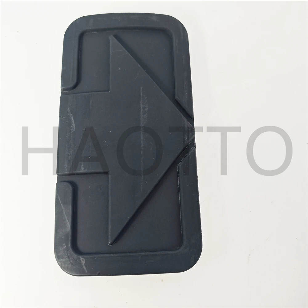 Forklift pedal cover Forward and backward pedal rubber 0009644587
Forklift pedal cover Forward and backward pedal rubber 0009644587