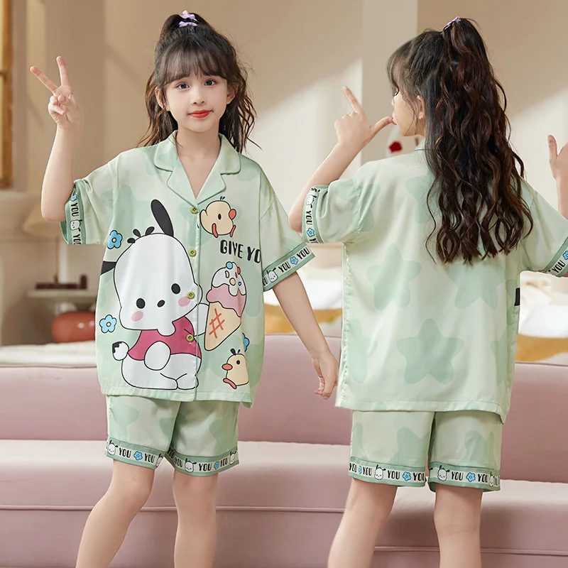 Kawayi аниме Kuromi Pochacco My Melody Sanrios, 2 шт., детские пижамы из ледяного шелка, шорты с короткими рукавами, новые летние подарки для отдыха с героями мультфильмов
Kawayi аниме Kuromi Pochacco My Melody Sanrios, 2 шт., детские пижамы из ледяного шелка, шорты с короткими рукавами, новые летние подарки для отдыха с героями мультфильмов