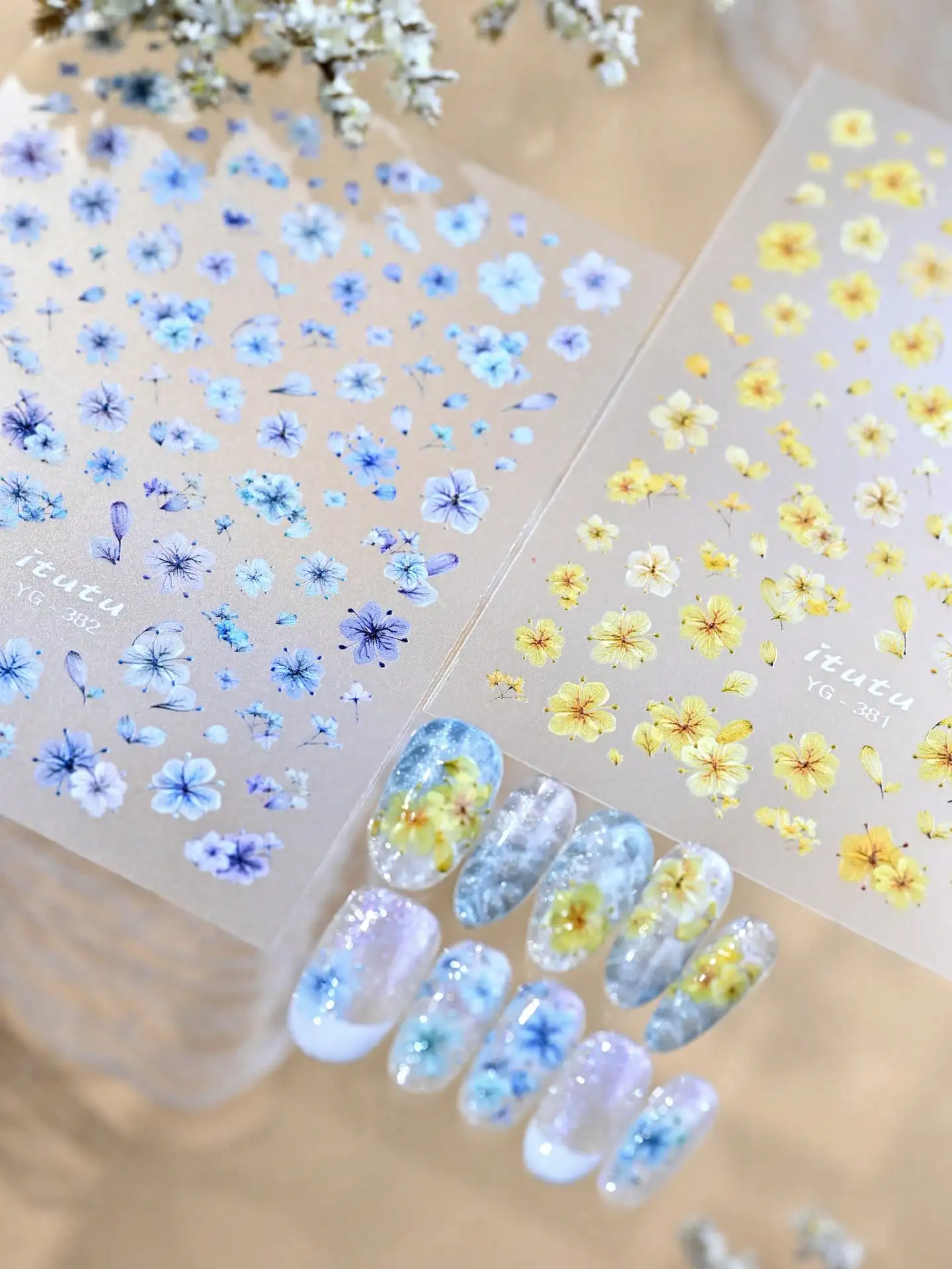 Cute Mini Blueberry Embossed Jelly Nail Stickers, Fresh Fruit Nail Art Decals. Perfect for Summer Manicure & DIY Nail Design. Nail Supplies.
Cute Mini Blueberry Embossed Jelly Nail Stickers, Fresh Fruit Nail Art Decals. Perfect for Summer Manicure & DIY Nail Design. Nail Supplies.