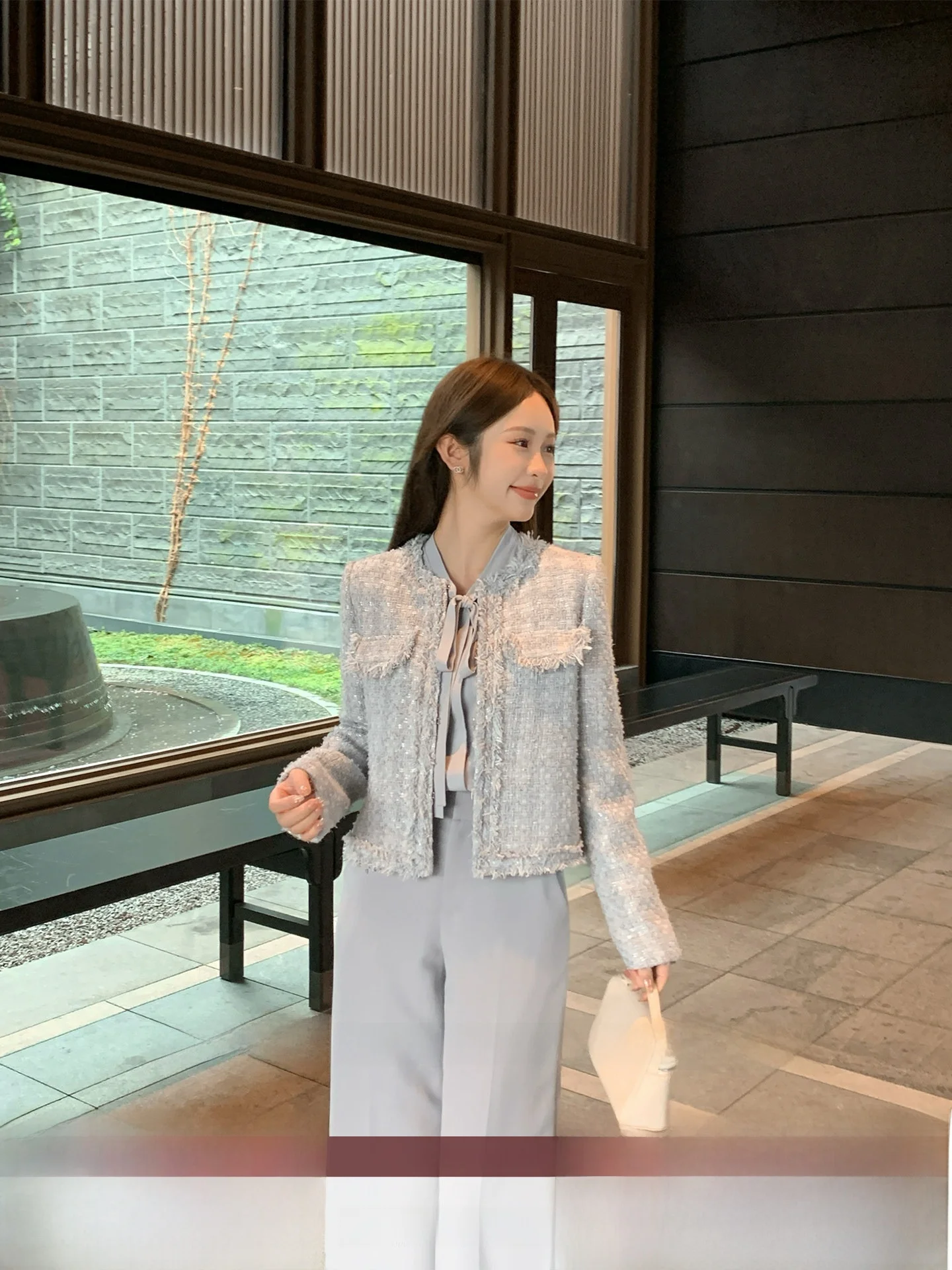 Short Tassel Women's Jacket Mist Blue Spring Design Sensation Open Cardigan Top Wool Polyester Fiber Commute Style Ladies Coat
Short Tassel Women's Jacket Mist Blue Spring Design Sensation Open Cardigan Top Wool Polyester Fiber Commute Style Ladies Coat