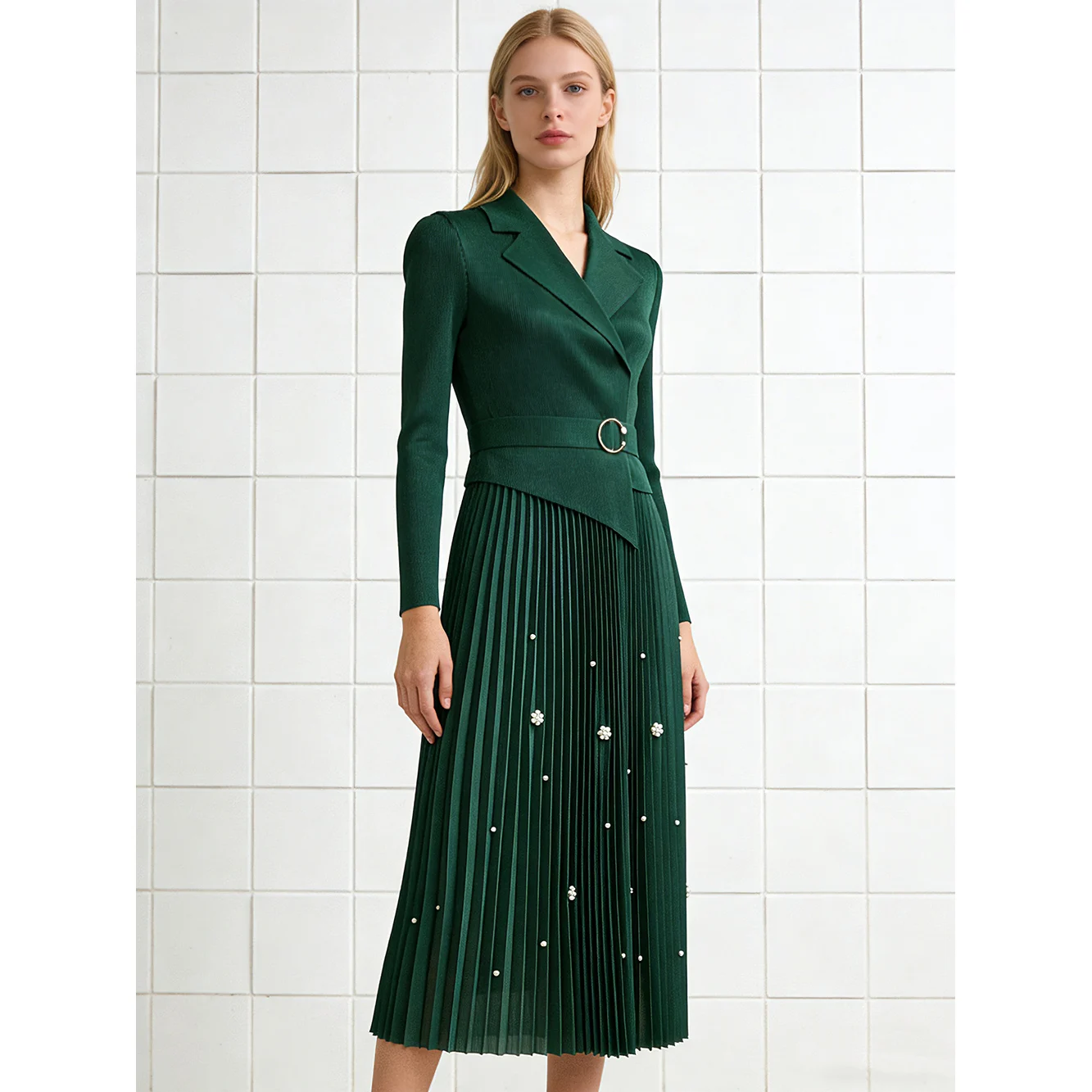 Southeast Asian Ele Folded Skirt Dr High Waist Tie Bead Pleated Gown with Suit Collar Cross-Border Ele Manner
Southeast Asian Ele Folded Skirt Dr High Waist Tie Bead Pleated Gown with Suit Collar Cross-Border Ele Manner