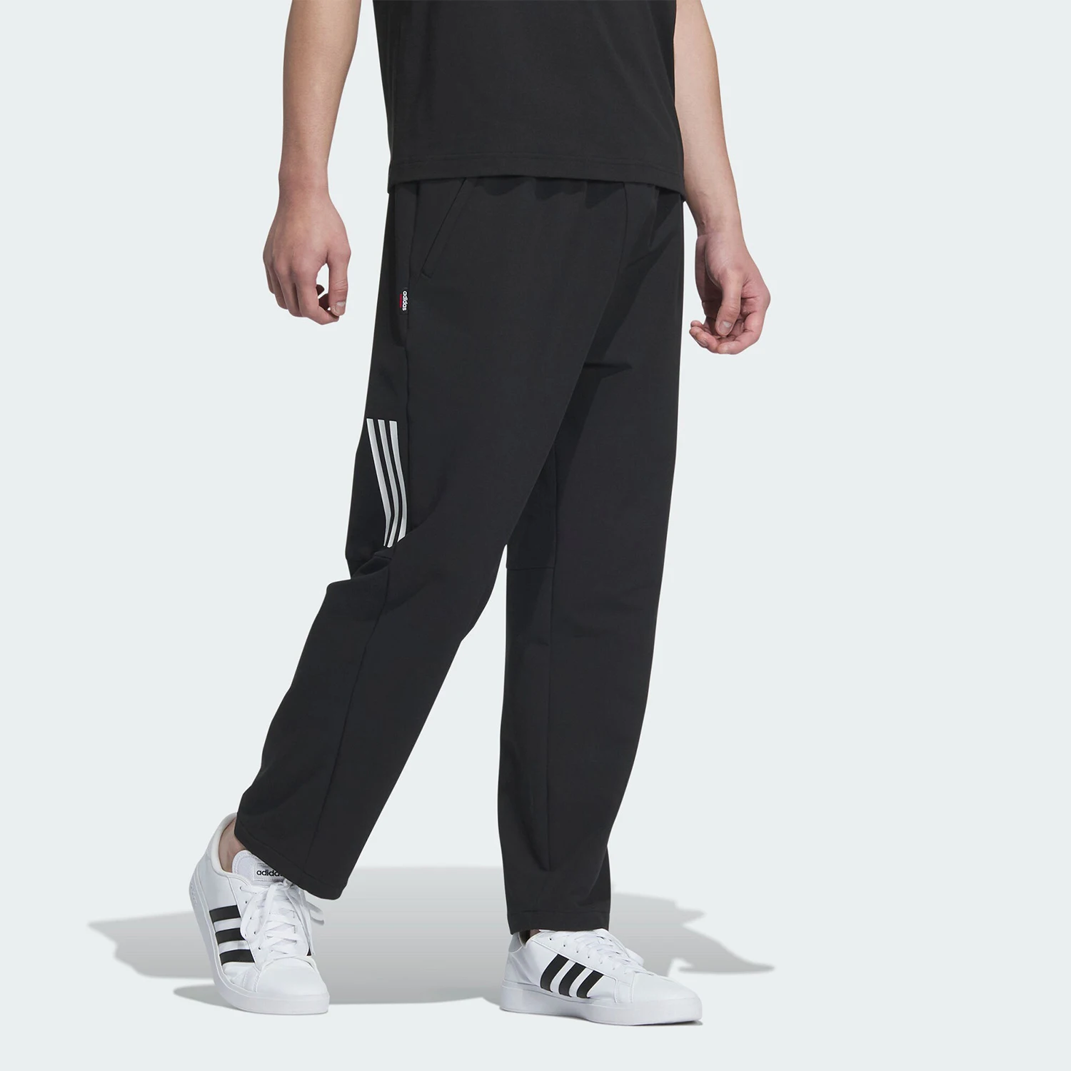 Adidas genuine New Men's Casual Woven Sport Cropped Pants JE1345
Adidas genuine New Men's Casual Woven Sport Cropped Pants JE1345