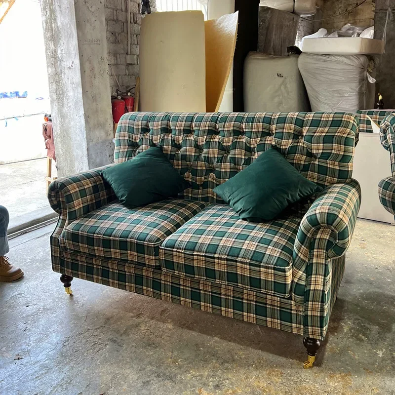 Retro plaid sofa blue-green French pull-up buckle medieval style straight row small apartment single chair
Retro plaid sofa blue-green French pull-up buckle medieval style straight row small apartment single chair