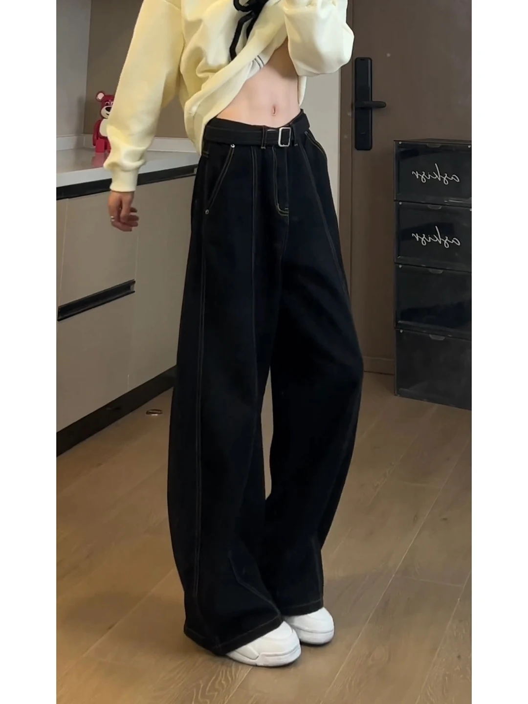 Bla Deconstructed Jeans Men's American Retro Design Wide Leg Straight Cut Pants High Street Cleanfit Casual Loose Fit
Bla Deconstructed Jeans Men's American Retro Design Wide Leg Straight Cut Pants High Street Cleanfit Casual Loose Fit