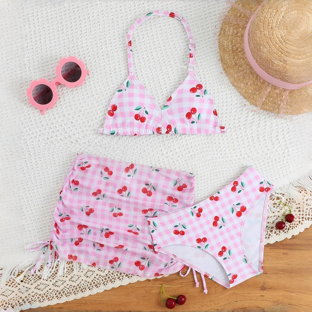 New Girl's Bathing Suit Cherry Print Split Bikini Halter Beach Skirt with Drawstring on Both Sides Three-Piece Swimsuit Set
New Girl's Bathing Suit Cherry Print Split Bikini Halter Beach Skirt with Drawstring on Both Sides Three-Piece Swimsuit Set