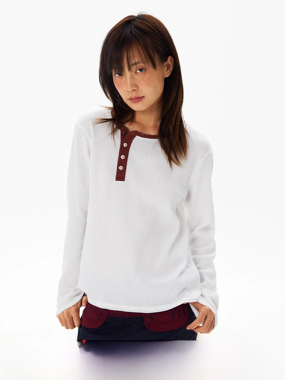 Crnenter ex Long Sve round Ne Tee with Diagonal Button Plaet Dual Color Wfle Pattern Streetwear for All Seasons
Crnenter ex Long Sve round Ne Tee with Diagonal Button Plaet Dual Color Wfle Pattern Streetwear for All Seasons