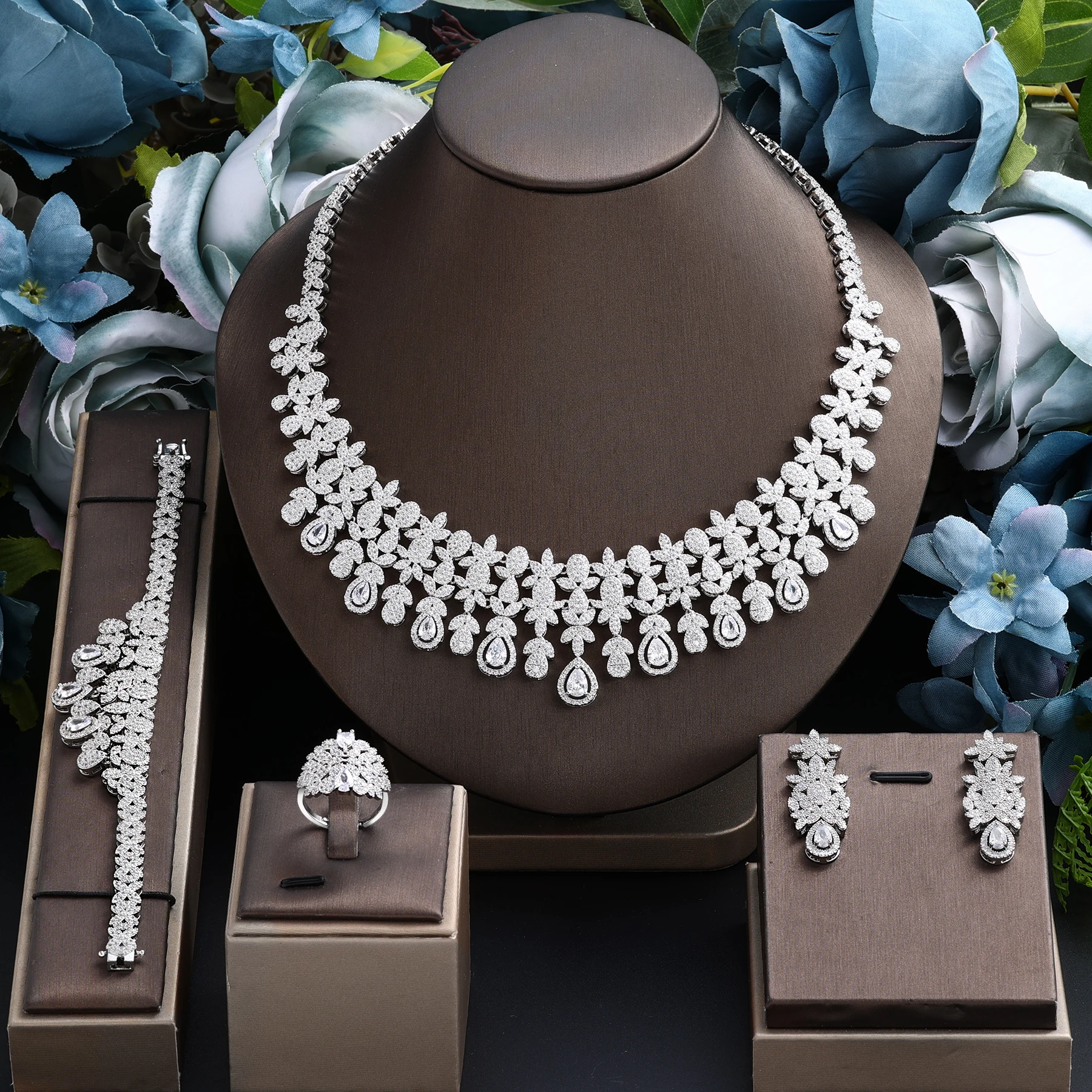 Nigeria Bridal Zirconia For Women Party Luxury Dubai Necklace Bracelet Earringa Rings CZ Crystal Wedding Jewelry Sets
Nigeria Bridal Zirconia For Women Party Luxury Dubai Necklace Bracelet Earringa Rings CZ Crystal Wedding Jewelry Sets