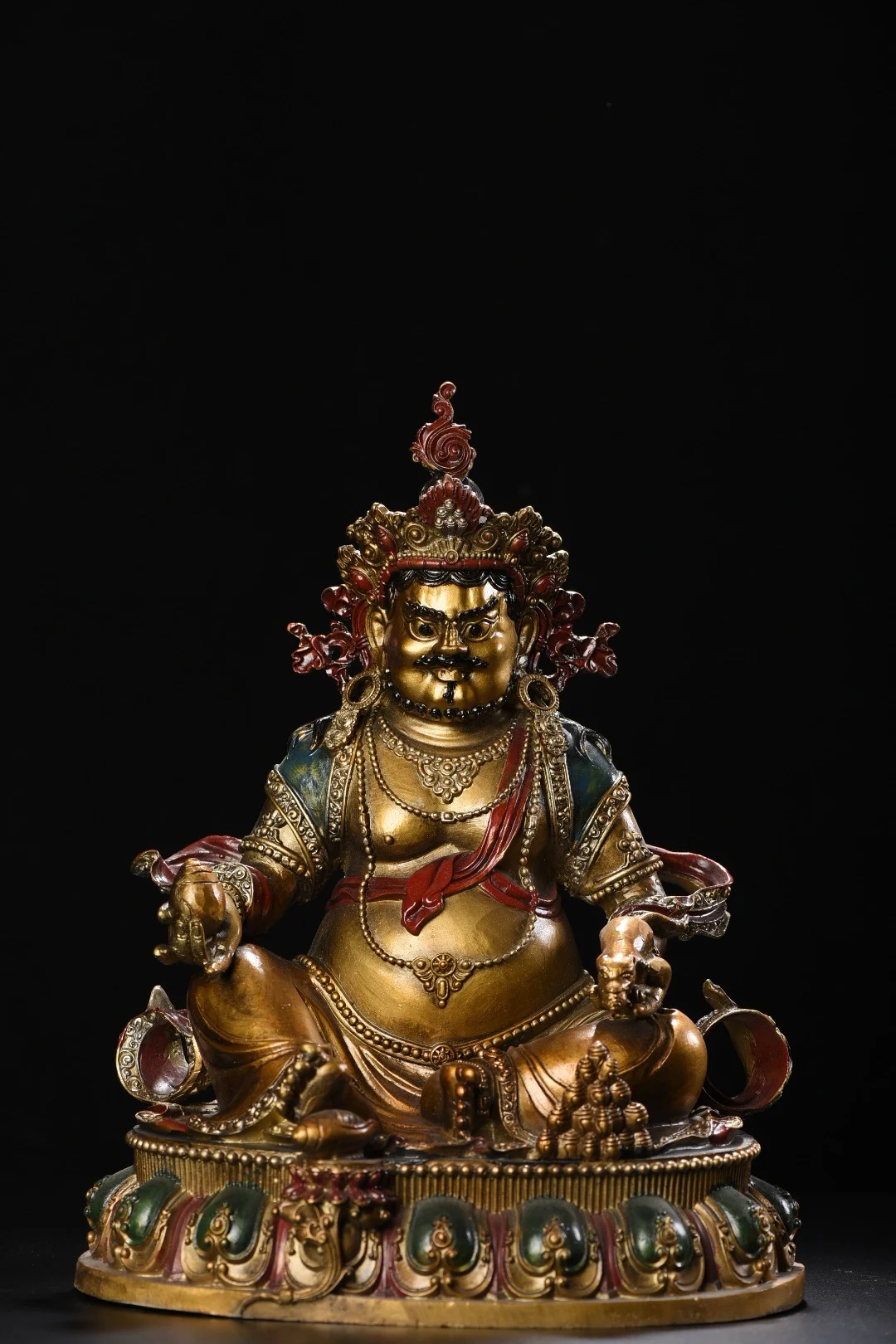 13"Tibetan Temple Collection Old Bronze Painted Yellow Jambhala yellow fortune god Lotus Terrace Sitting Buddha Worship Hall
13"Tibetan Temple Collection Old Bronze Painted Yellow Jambhala yellow fortune god Lotus Terrace Sitting Buddha Worship Hall