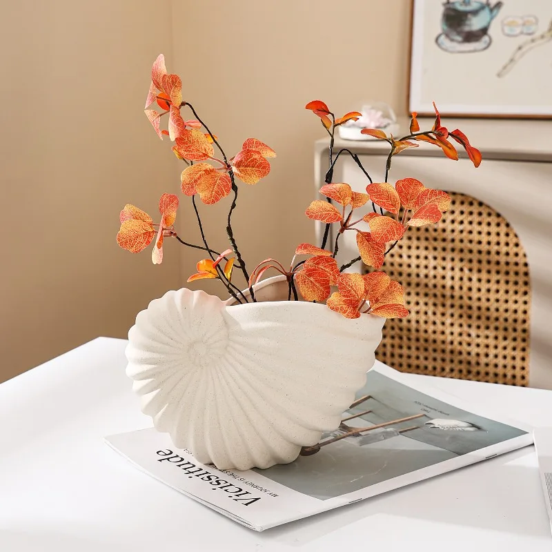 Milk White Vase Creative Ceramic Shaped Ins Style High-value Decoration Living Room Flower Arrangement, Aesthetic Decoration
Milk White Vase Creative Ceramic Shaped Ins Style High-value Decoration Living Room Flower Arrangement, Aesthetic Decoration