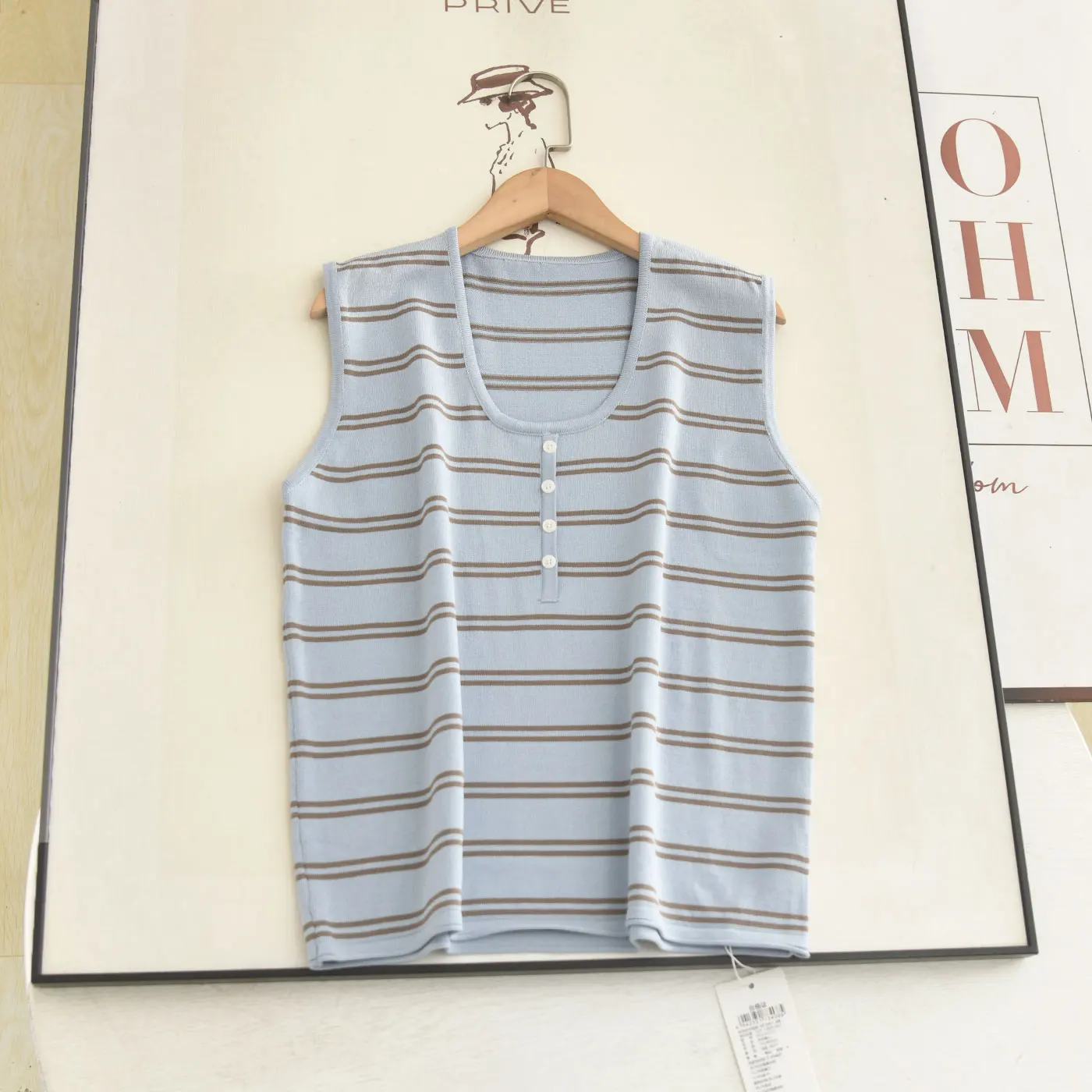 McSystem 2026 Summer New U-Neck Color Block Striped Design Slim Fit Sleeveless Knitted Vest Can Be Worn outside French Style ...
McSystem 2026 Summer New U-Neck Color Block Striped Design Slim Fit Sleeveless Knitted Vest Can Be Worn outside French Style ...