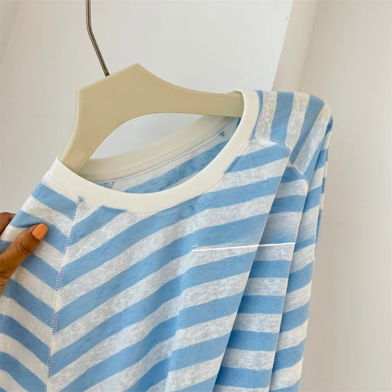 Light Blue Striped Long Sleeve Women's T-shirt Summer Loose Lightweight Casual round Neck Sun Protection Top Korean Style Cot...
Light Blue Striped Long Sleeve Women's T-shirt Summer Loose Lightweight Casual round Neck Sun Protection Top Korean Style Cot...