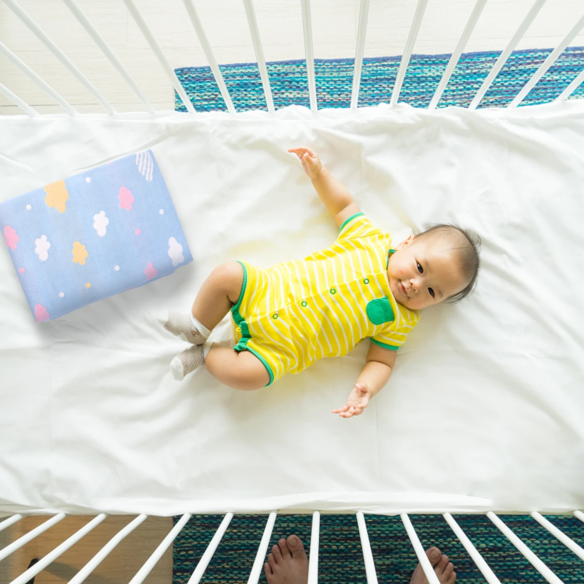 Waterproof Gauze Diaper Pad Baby Bed Mattress Infant Toddler Cloud Pattern Portable Mini Crib Mats Easy Cleaning
Waterproof Gauze Diaper Pad Baby Bed Mattress Infant Toddler Cloud Pattern Portable Mini Crib Mats Easy Cleaning