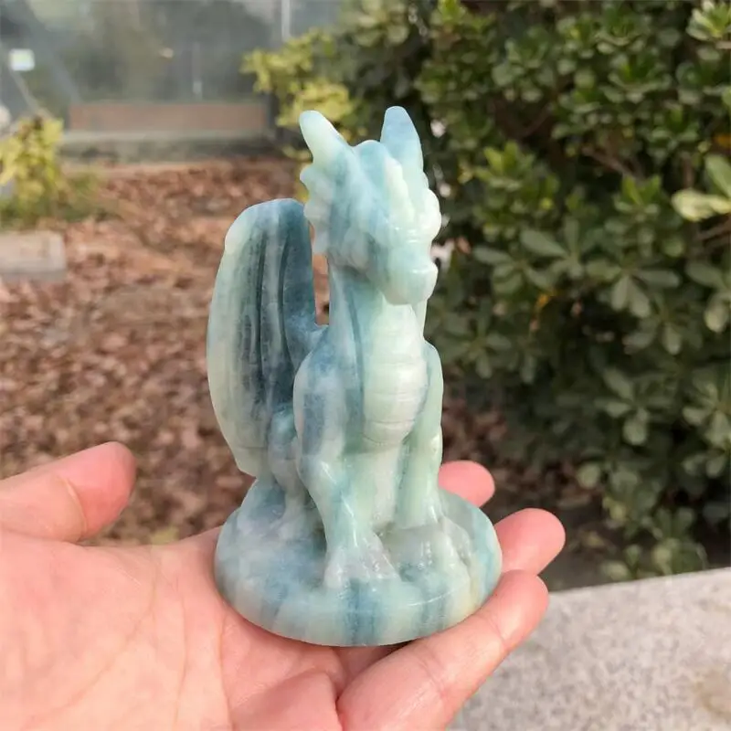 Натуральный сине-белый камень, резьба в виде дракона, полированная, целебная, мощная статуэтка для украшения дома, подарок, 1 шт.
Натуральный сине-белый камень, резьба в виде дракона, полированная, целебная, мощная статуэтка для украшения дома, подарок, 1 шт.