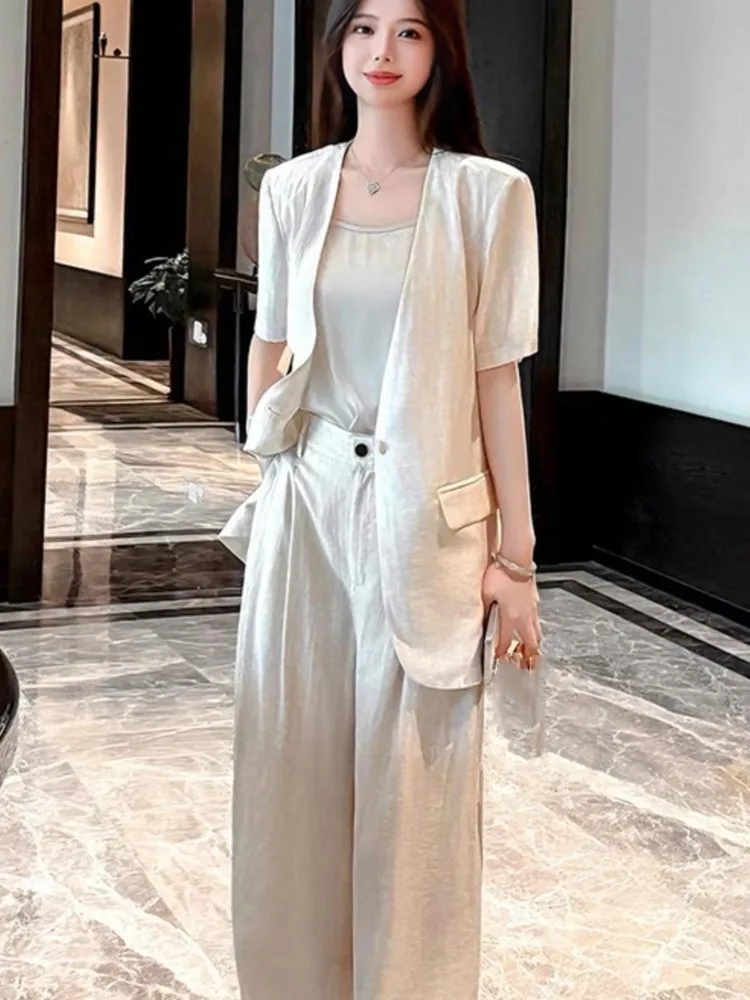 Women's two pieces set Lapel Blazer Pant Suit Casual Commuter Women Summer Two Piece Outfit New Matching 2025 Ladies Clothes
Women's two pieces set Lapel Blazer Pant Suit Casual Commuter Women Summer Two Piece Outfit New Matching 2025 Ladies Clothes