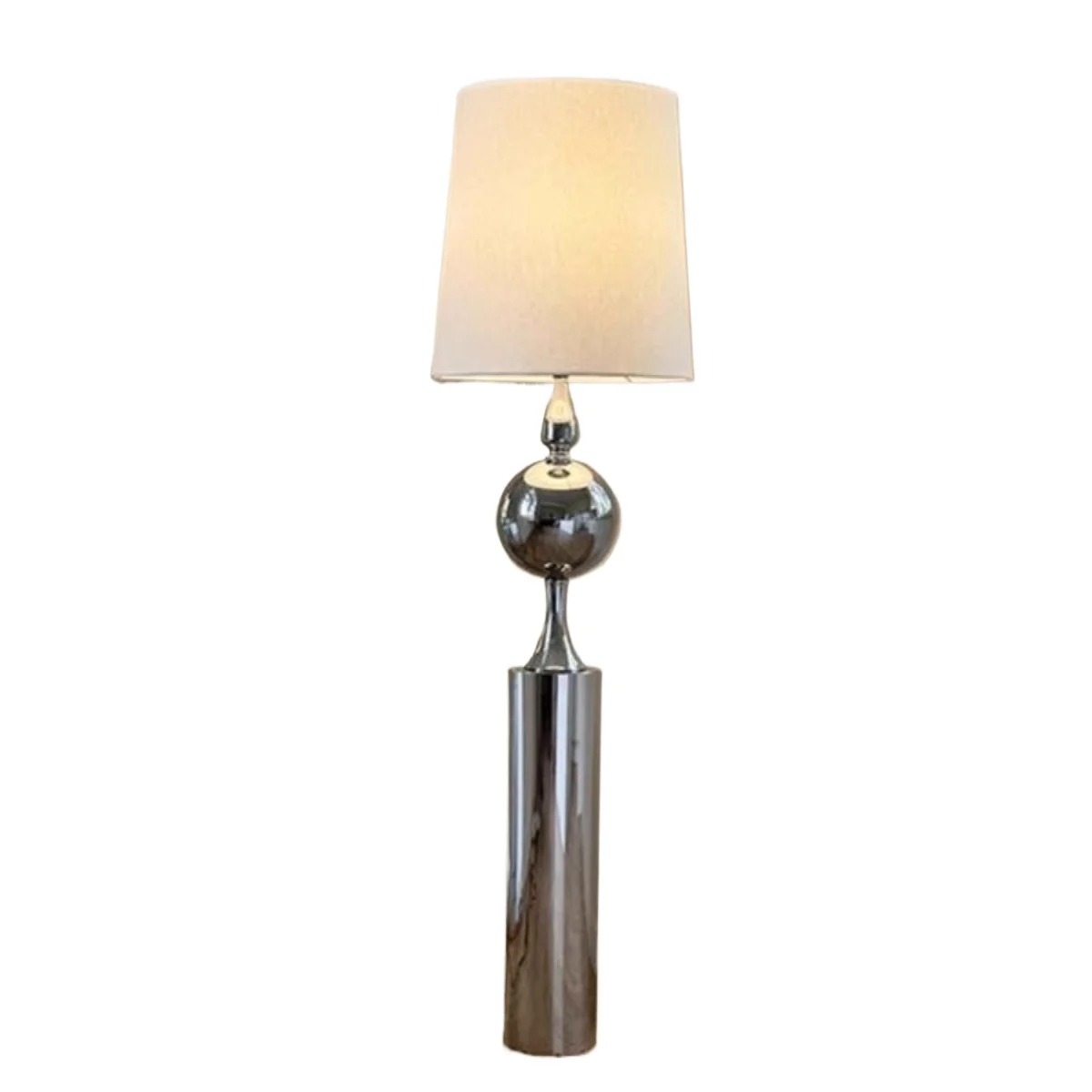 Floor lamp medium antique simple bedroom French light luxury creative living room retro vertical table lamp
Floor lamp medium antique simple bedroom French light luxury creative living room retro vertical table lamp