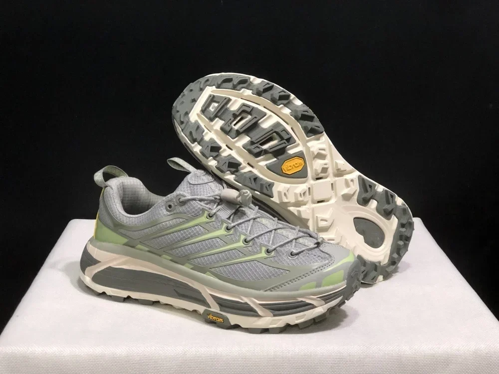 2026 MafateThree2 Outdoor Sport Running Shoes Breathable Anti Slip Cushioning Road Runs Shoes Men Sport Shoes
2026 MafateThree2 Outdoor Sport Running Shoes Breathable Anti Slip Cushioning Road Runs Shoes Men Sport Shoes