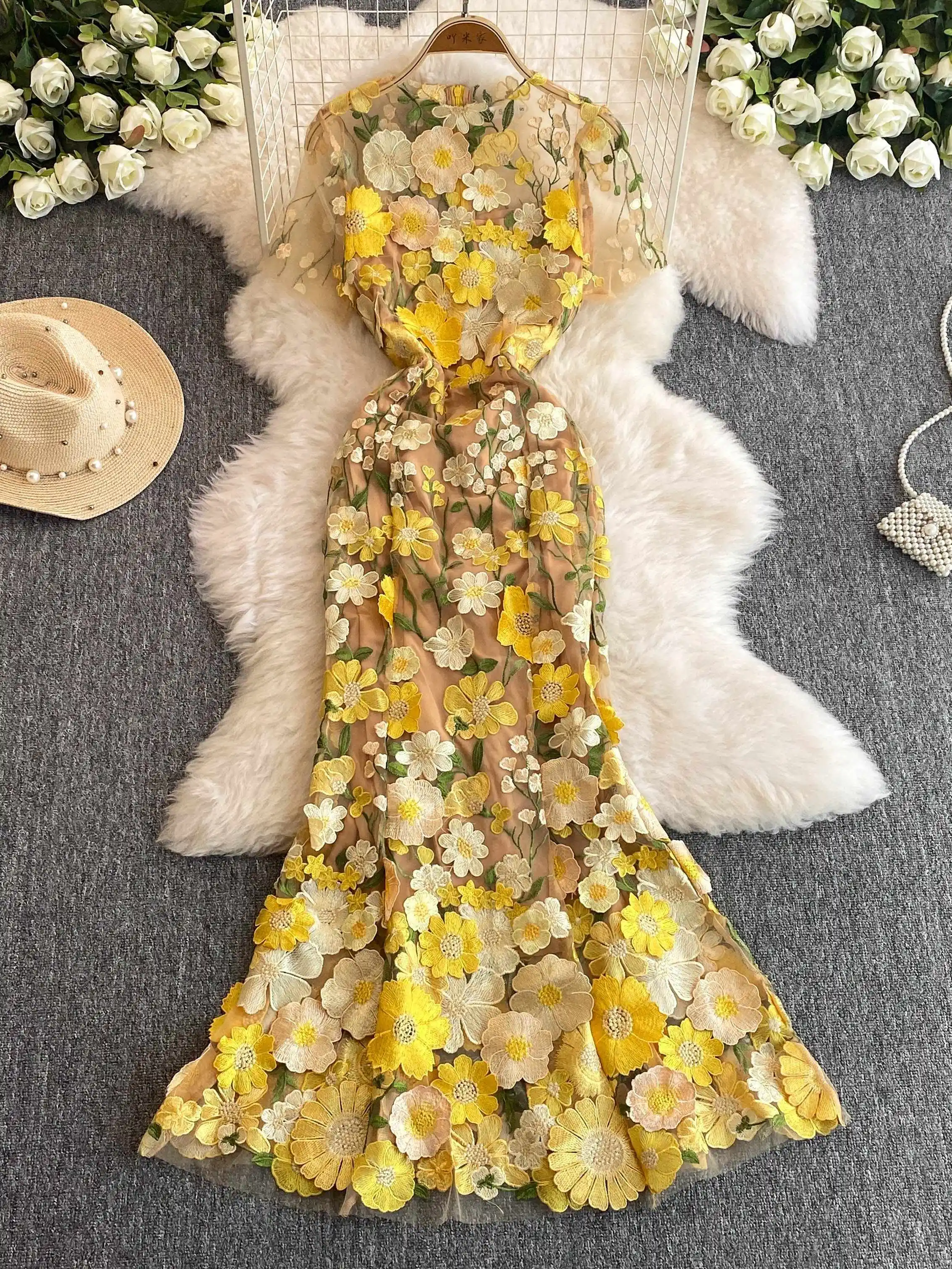 Женское желтое платье с цветочной вышивкой, винтажные праздничные длинные роскошные платья, цельные платья для вечеринок и клубов, Y2k, одежда 2000-х годов, летняя одежда
Женское желтое платье с цветочной вышивкой, винтажные праздничные длинные роскошные платья, цельные платья для вечеринок и клубов, Y2k, одежда 2000-х годов, летняя одежда