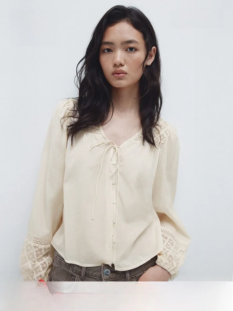 H&M Women's Summer Shirt with Belt Casual Style Long Sleeve V-Neck Cotton Blend Comfortable Fit Lace Detailing 1315667
H&M Women's Summer Shirt with Belt Casual Style Long Sleeve V-Neck Cotton Blend Comfortable Fit Lace Detailing 1315667