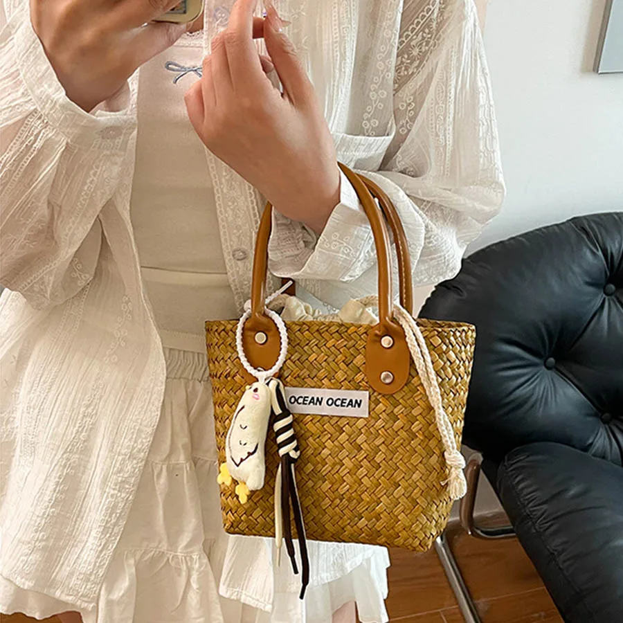 High-end, versatile, niche 2026 new style beach and seaside vacation crossbody bag, woven basket, trendy handbag
High-end, versatile, niche 2026 new style beach and seaside vacation crossbody bag, woven basket, trendy handbag