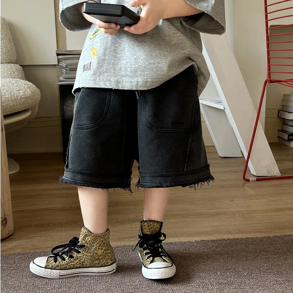 Childrens Pants 2026 Spring/summer New Korean Version Retro Comfortable Knitted Five Quarter Pants Casual Daily Wear
Childrens Pants 2026 Spring/summer New Korean Version Retro Comfortable Knitted Five Quarter Pants Casual Daily Wear