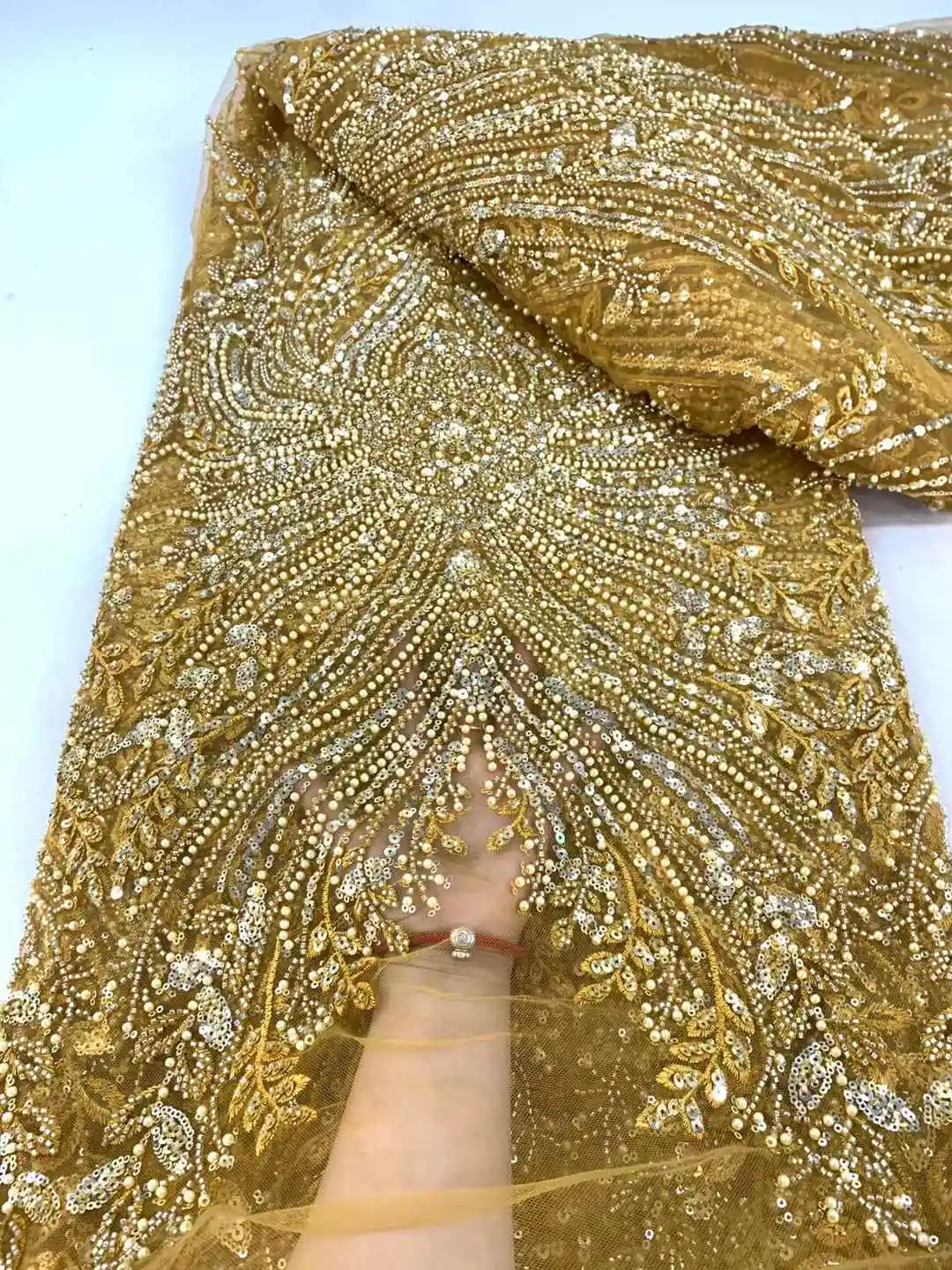 Gold African Sequins Lace Fabric 2025 High Quality French Nigerian Groom Lace Mesh Fabrics Beads For Sewing Dress Wedding Party
Gold African Sequins Lace Fabric 2025 High Quality French Nigerian Groom Lace Mesh Fabrics Beads For Sewing Dress Wedding Party